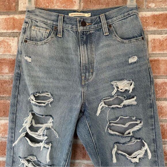 Levi’s High Waisted Mom Jeans Distressed Women’s 25 Straight Leg Cotton - Picture 2 of 8